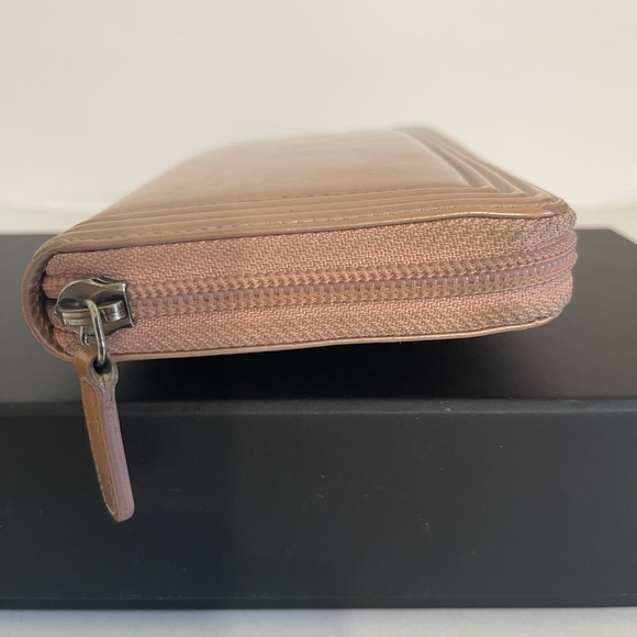 Chanel Boy Wallet - Picture 5 of 11